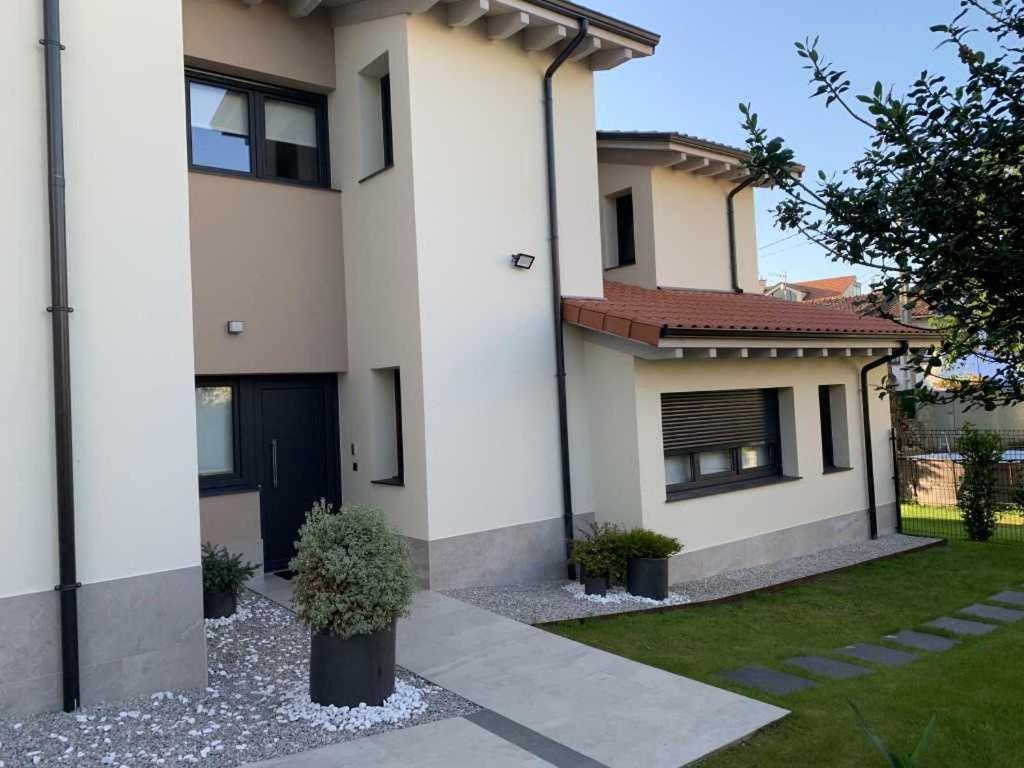 Adosadoduplex Marea Baja 3 Zona Playa Ideal Familias Parejas Y Amigos Llanes Esterno foto
